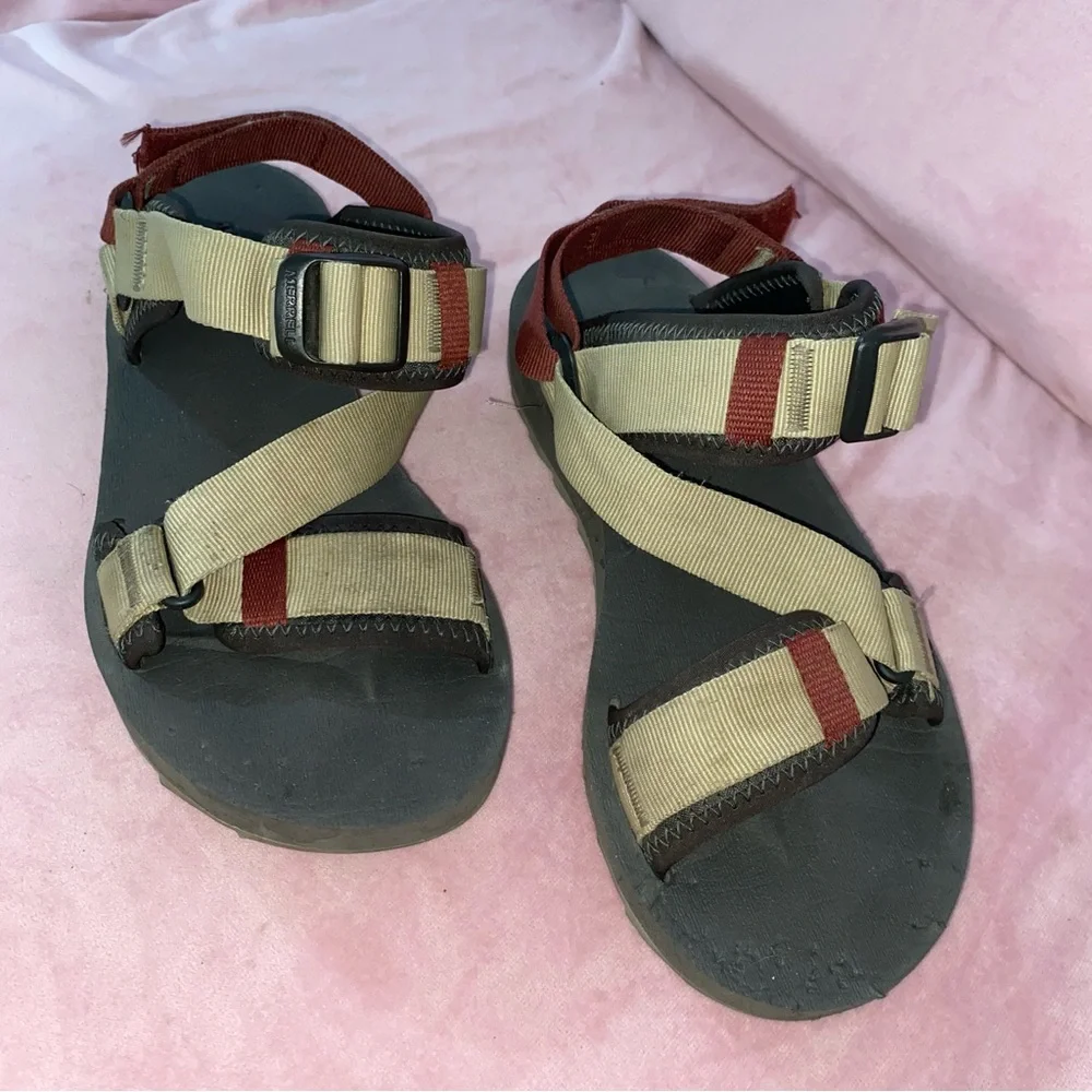 Merrel Men’s Alpine Strap Sandals Size 7 Athletic River Water Hiking with Flaws